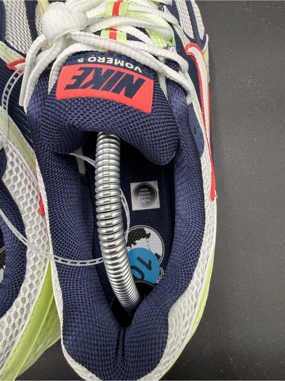 These are Nike Zoom Vomero 5 sneakers in the "Barely Volt" and "Midnight Navy" - Picture 6 of 7